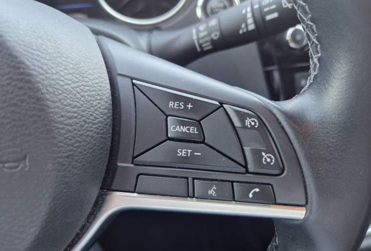 Nissan Qashqai 1.3 DIG-T 140 N-Connecta
