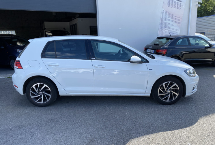 Volkswagen Golf VII 1.6 TDI 115 ch FAP Connect DSG7 Euro6d-T 5p