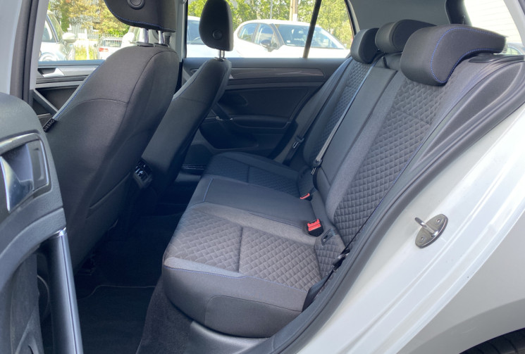 Volkswagen Golf VII 1.6 TDI 115 ch FAP Connect DSG7 Euro6d-T 5p