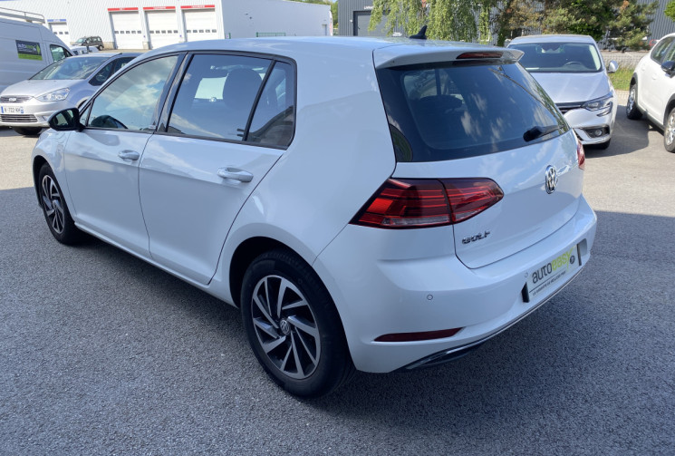 Volkswagen Golf VII 1.6 TDI 115 ch FAP Connect DSG7 Euro6d-T 5p