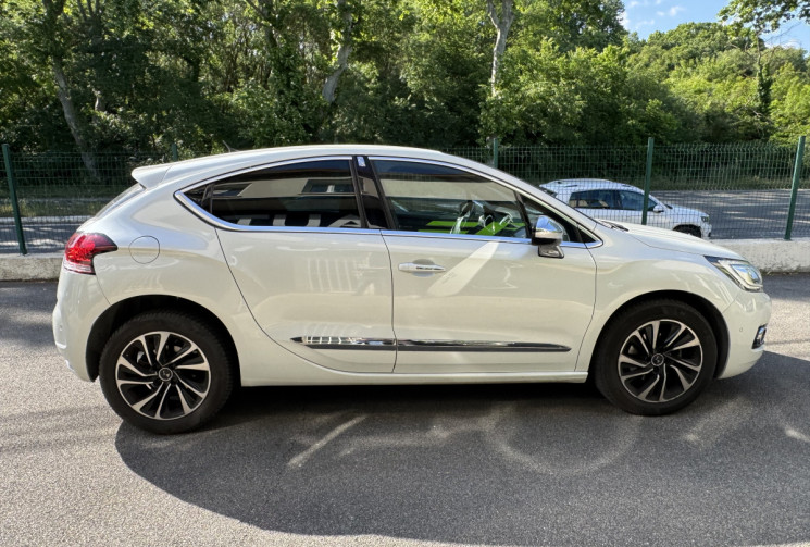 DS DS 4 1.2 THP 130 BUSINESS * ENTRETIEN COMPLET * CT ET DISTRI OK * GARANTIE 6 MOIS