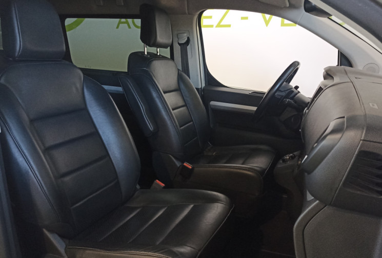 Toyota PROACE VERSO 180 D-4D Lounge / 7 places / Sous garantie constructeur 2027