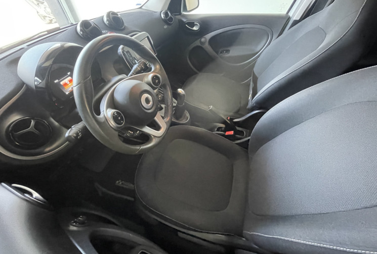SMART FORFOUR 1.0 71 ch Passion caméra de recul