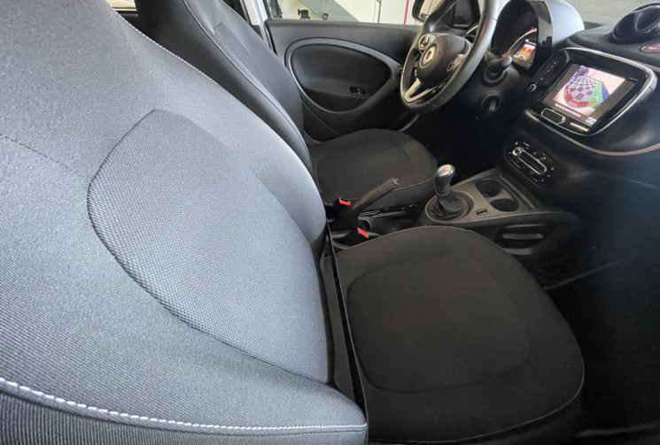 SMART FORFOUR 1.0 71 ch Passion caméra de recul