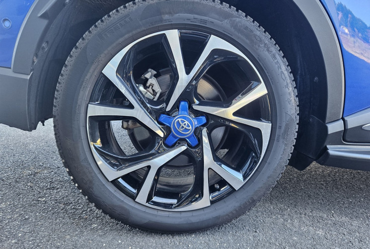 Toyota C-HR 122H 2WD E-CVT COLLECTION