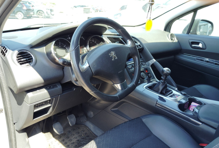 Peugeot 3008 1.2 Puretech Féline S&S