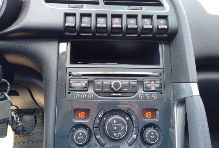 Peugeot 3008 1.2 Puretech Féline S&S