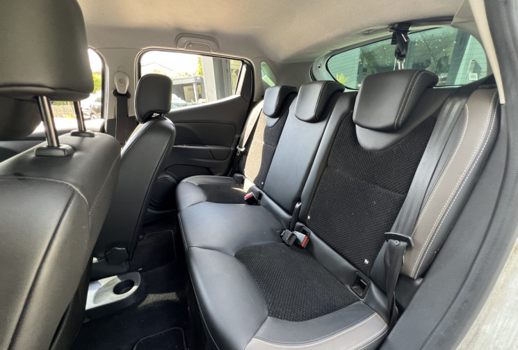 Renault Clio IV 1.5 dCI 90 Edition One / Distribution à Jour / Bose / Radars AR 