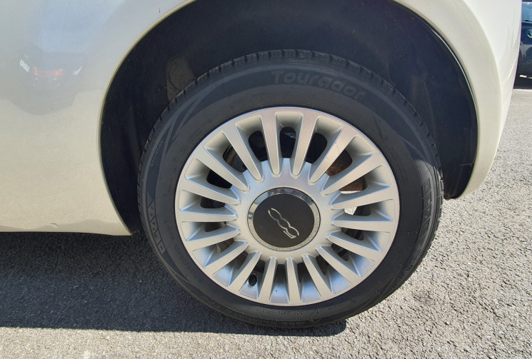 FIAT 500 1.2 8v 69 ch Lounge