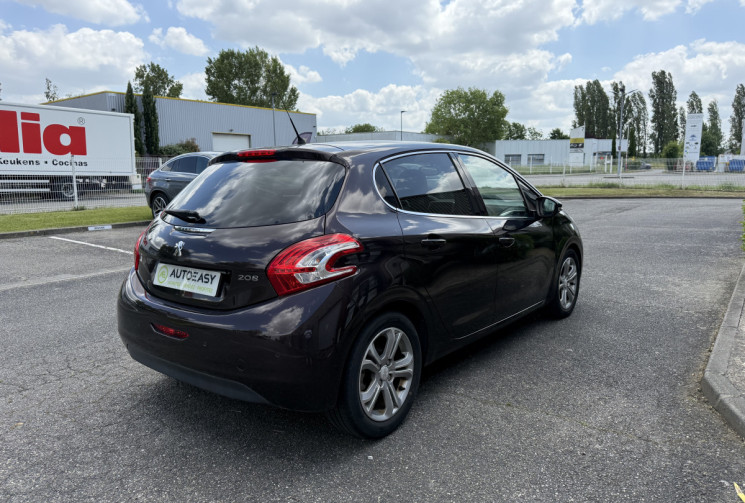 Peugeot 208 1.6 VTi ALLURE 120 cv / CHAINE DE DISTRIBUTION
