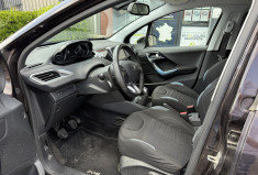 Peugeot 208 1.6 VTi ALLURE 120 cv / CHAINE DE DISTRIBUTION