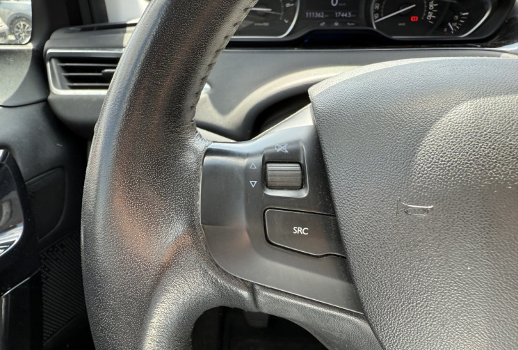 Peugeot 208 1.6 VTi ALLURE 120 cv / CHAINE DE DISTRIBUTION