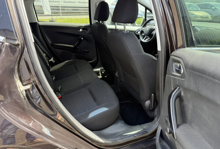 Peugeot 208 1.6 VTi ALLURE 120 cv / CHAINE DE DISTRIBUTION