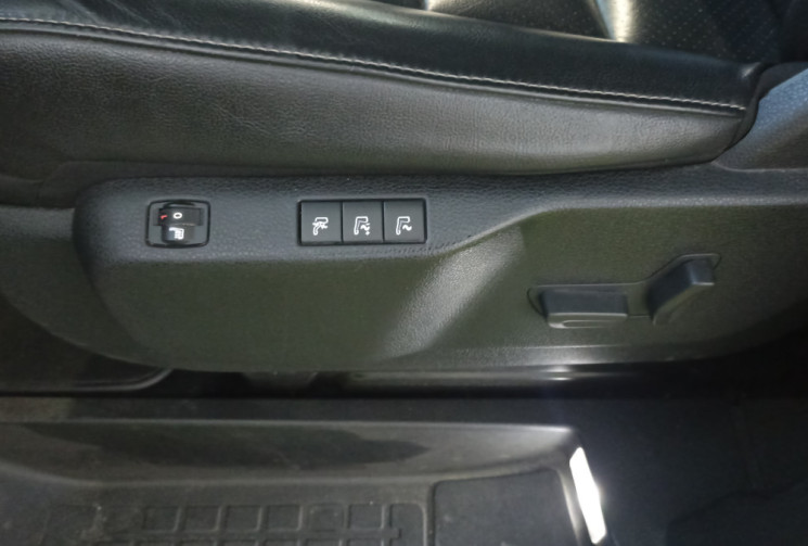 Toyota PROACE VERSO 180 D-4D Lounge / 7 places / Sous garantie constructeur 2027