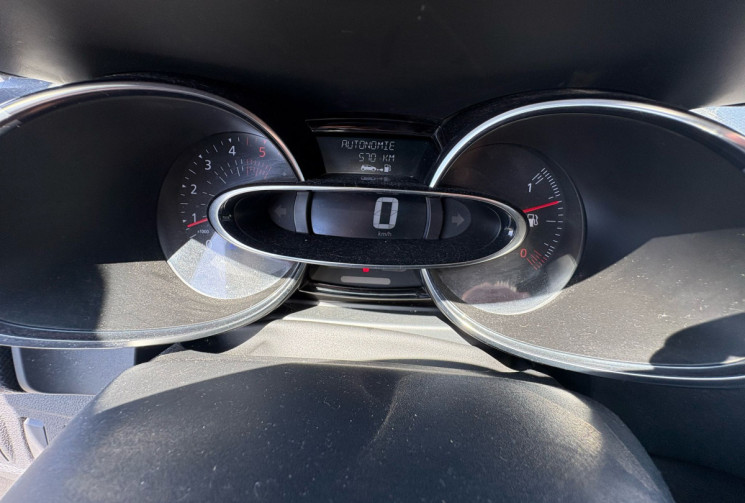 Renault Clio IV 1.5 DCI 90 BUSINESS/ BON ETAT/ GARANTIE 12 MOIS