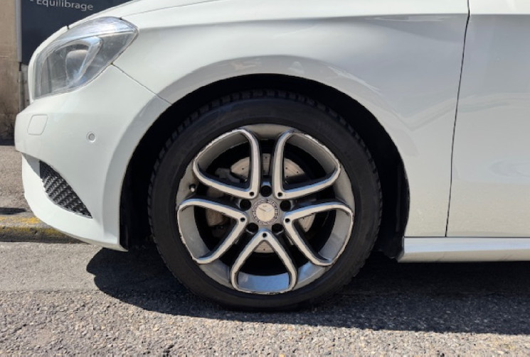 Mercedes Classe A 200 sensation cdi 136 cv Origne France / 