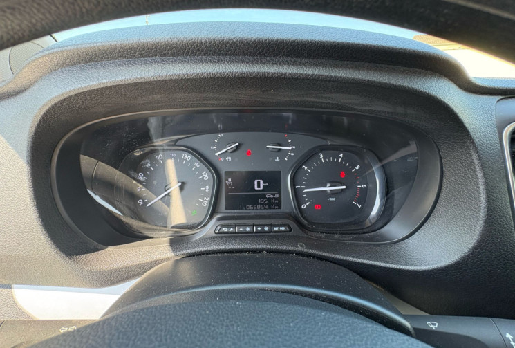 Peugeot TRAVELLER 2.0 HDI 145 ACTIVE 8 PLACES/ TRES BON ETAT/ GARANTIE 12 MOIS 
