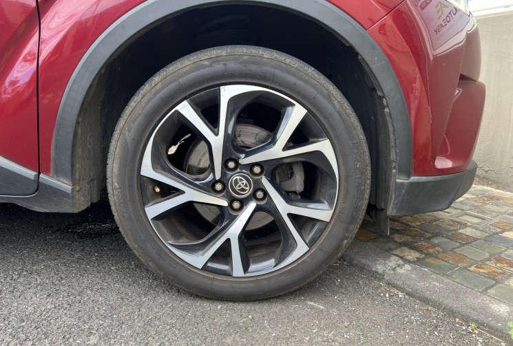 Toyota C-HR   I 1.2 T CVT 116 cv DISTINCTIVE