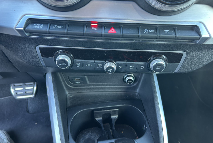 Audi Q2 (2) 35 TFSI 150 Ch S LINE S TRONIC 7 * ENTRETIEN AUDI * DIGITAL COCKPIT * CAMERA