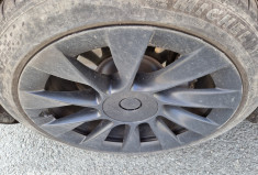 Tesla Model Y  Long Range AWD 