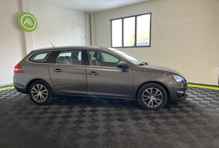 Peugeot 308 SW  Allure S&S 130ch  II 1.2 PureTech / Distribution OK