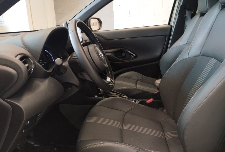 Toyota Yaris Cross 116 Hybrid TRAIL 4WD E-CVT BOITE AUTO 