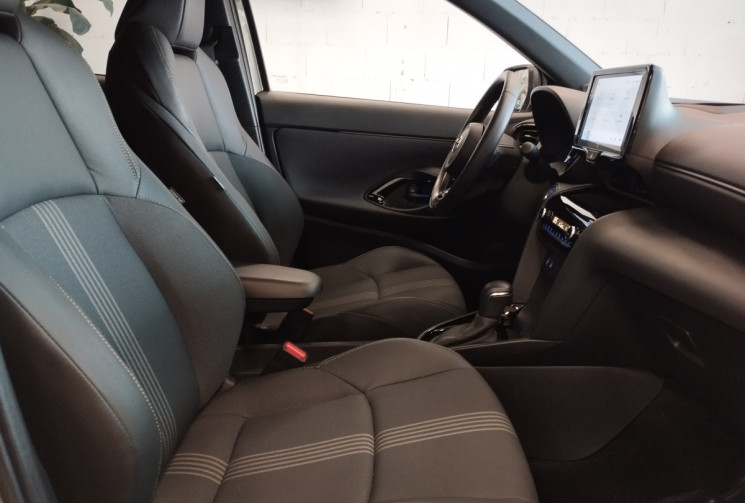Toyota Yaris Cross 116 Hybrid TRAIL 4WD E-CVT BOITE AUTO 