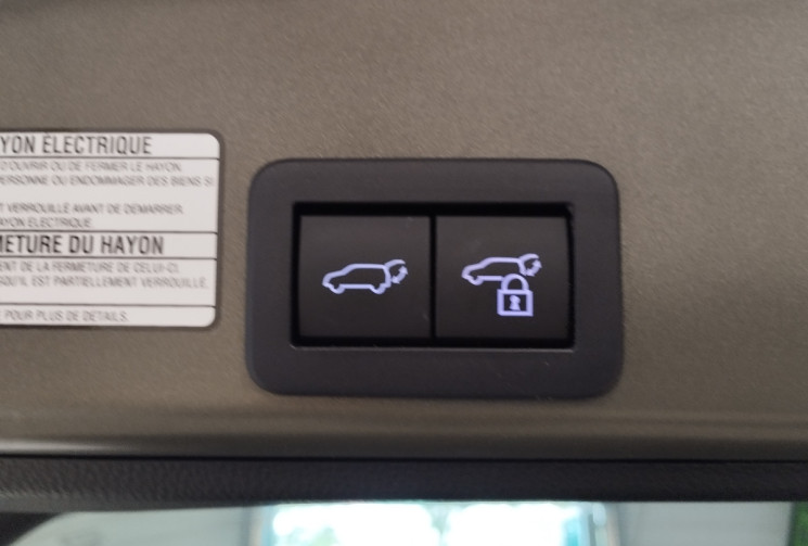 Toyota Yaris Cross 116 Hybrid TRAIL 4WD E-CVT BOITE AUTO 