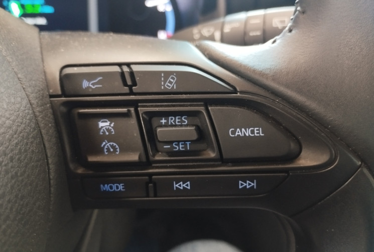 Toyota Yaris Cross 116 Hybrid TRAIL 4WD E-CVT BOITE AUTO 