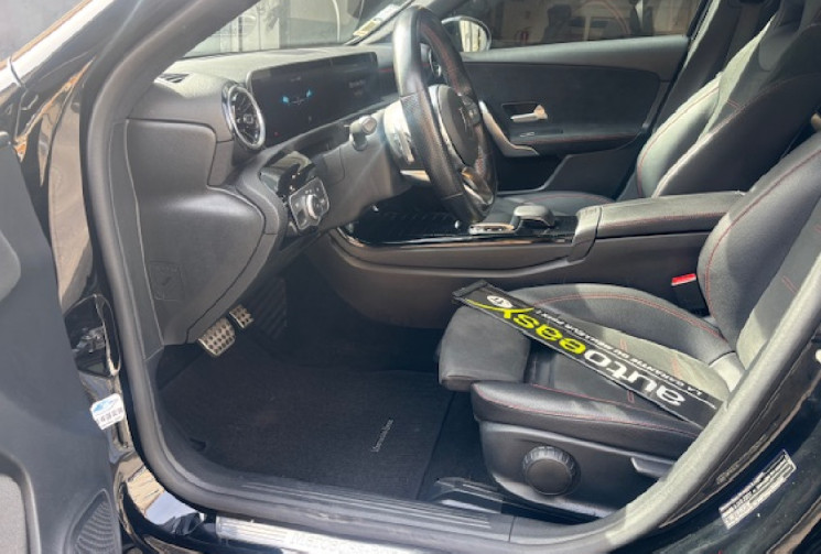 Mercedes Classe A 180d AMG 116cv Boîte auto origine France /CAMÉRA/JANTE ALU/SIEGE SPORT/CARPLAY