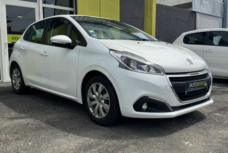 Peugeot 208  I Phase 2 5 Portes 1.2 VTi 12V S&S 82 cv Active 5p // Excellente État 
