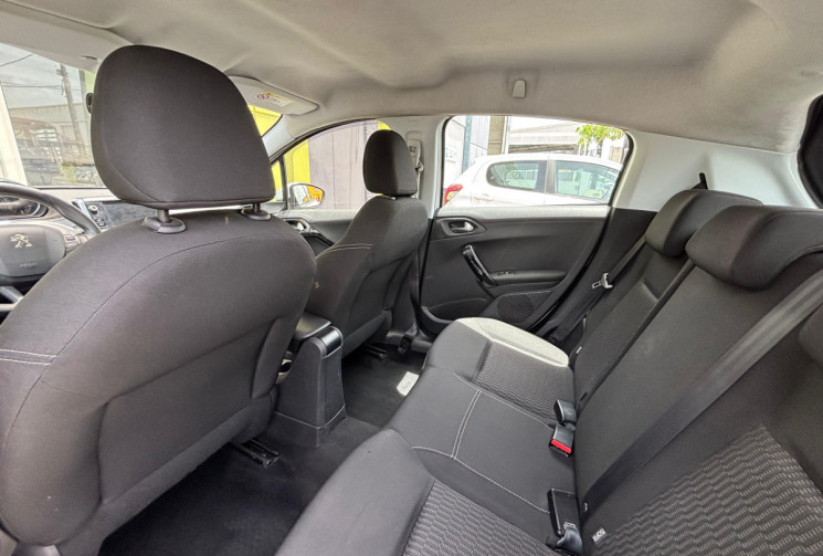 Peugeot 208  I Phase 2 5 Portes 1.2 VTi 12V S&S 82 cv Active 5p // Excellente État 