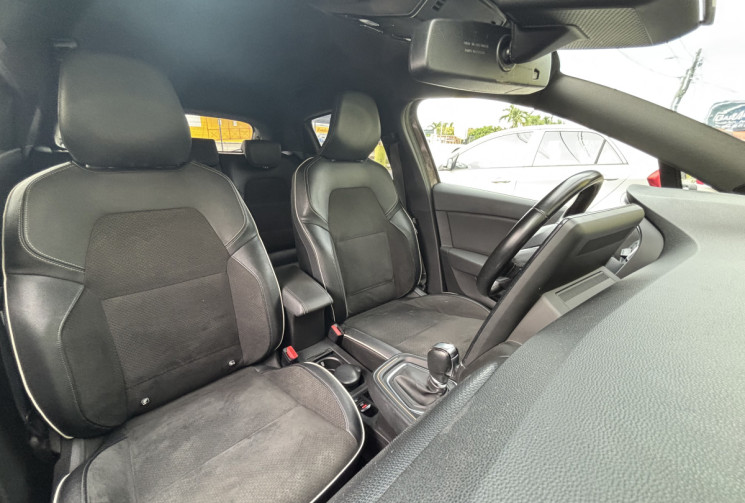 Renault CLIO V V 5 Portes 1.3 TCe 12V GPF EDC7 S&S 130 cv Intense // Boîte automatique