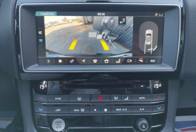 Jaguar F-Pace 2.0 D 180 CH BVA PRESTIGE