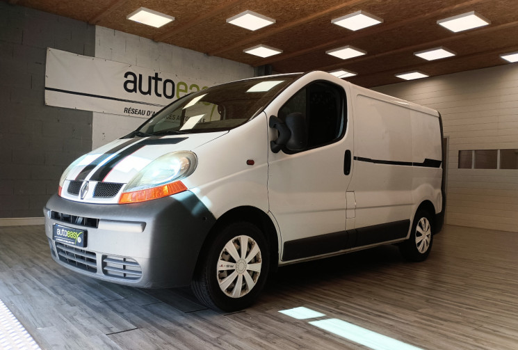 Renault Trafic II L1H1 1000kg 1.9 dCi Fourgon court 82 cv