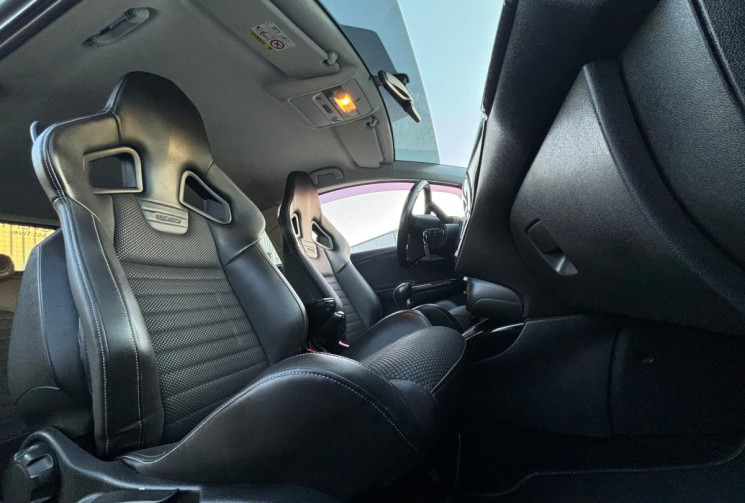 Opel Corsa OPC 1.6 Turbo 207 CV PACK PERFORMANCE