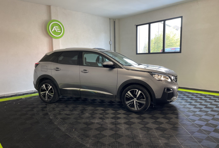 Peugeot 3008 Allure S&S 130ch EAT8 II 1.2 PureTech // Distribution OK