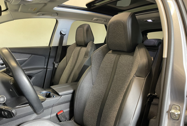 Peugeot 3008 Allure S&S 130ch EAT8 II 1.2 PureTech // Distribution OK