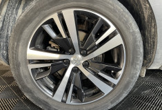 Peugeot 3008 Allure S&S 130ch EAT8 II 1.2 PureTech // Distribution OK