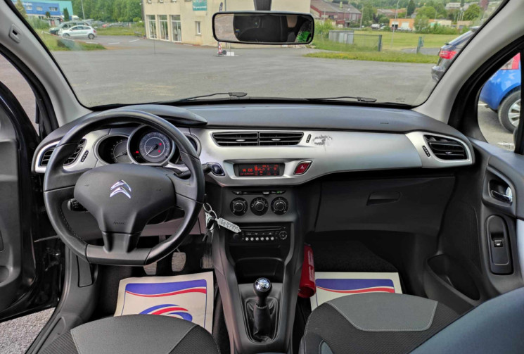 Citroën C3 1.1i 60 CH TOIT ZENITH CLIM REGUL TBE