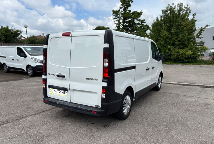 Renault Trafic L1H1 1.6 dCi 120 ch / 11658e HT / CONFORT