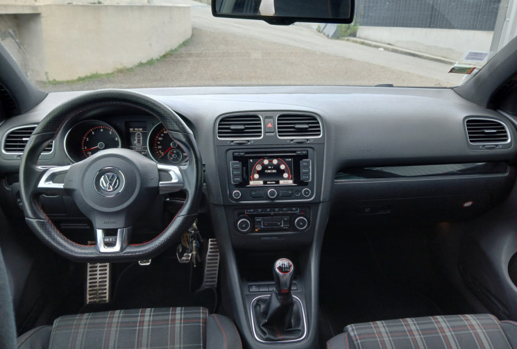 Volkswagen Golf VI 2.0 TFSI 16V 210 GTI 