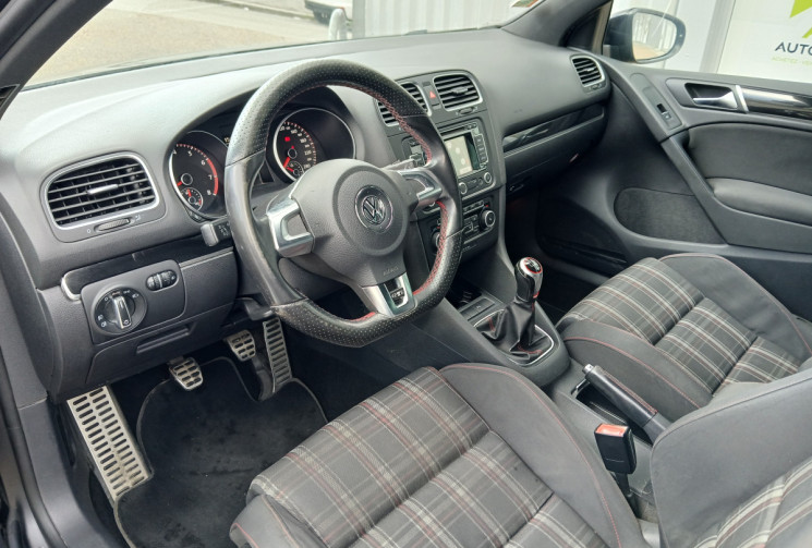 Volkswagen Golf VI 2.0 TFSI 16V 210 GTI 