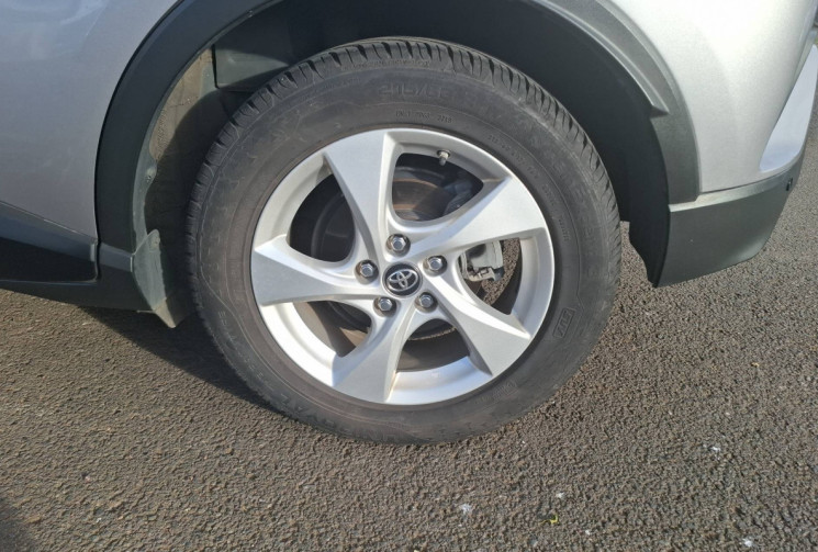 Toyota C-HR  I 1.8  16V 122 HSD Hybrid 2WD CVT 99 cv 