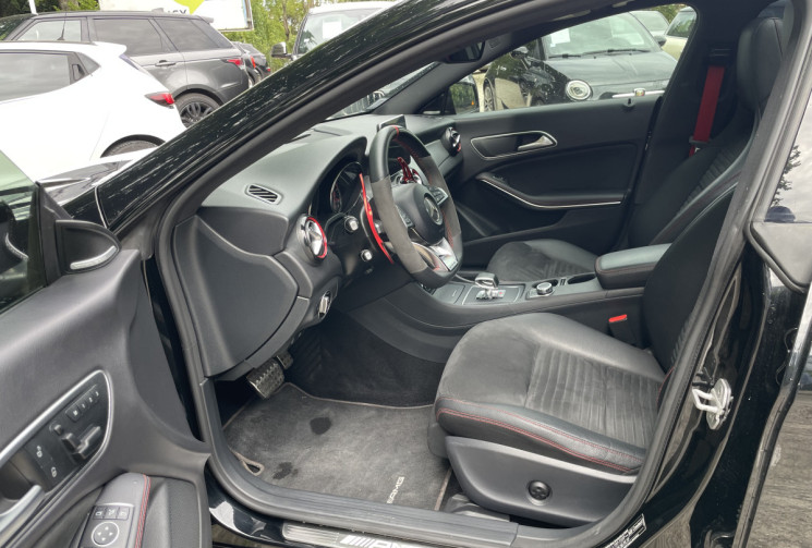 Mercedes CLA Shooting Break 45 AMG 360 * Toit Ouvrant / Caméra / GPS / Jantes 19