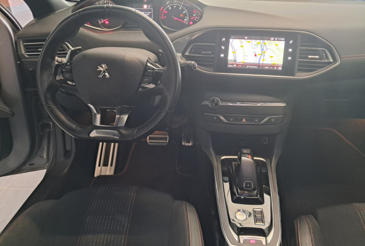 Peugeot 308  GT line EAT8 130cv -PARFAIT ETAT-GARANTIE-SUIVIE PEUGEOT-