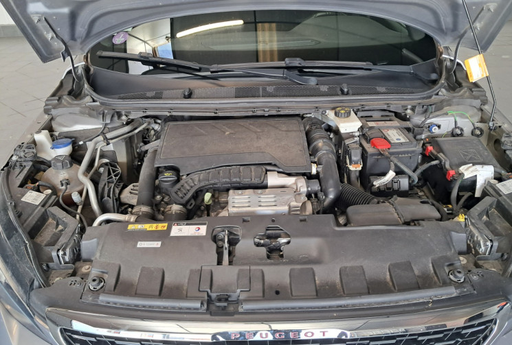 Peugeot 308  GT line EAT8 130cv -PARFAIT ETAT-GARANTIE-SUIVIE PEUGEOT-