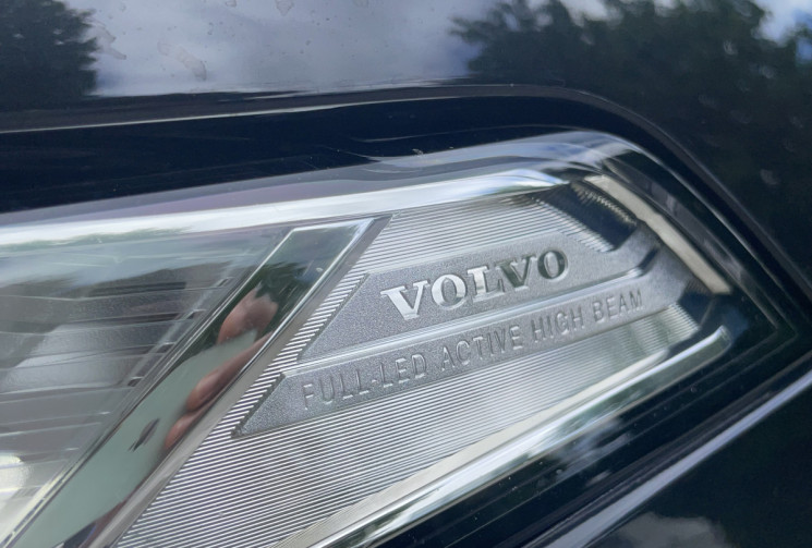 Volvo XC90 II D4 190 Momentum Geartronic 7 places