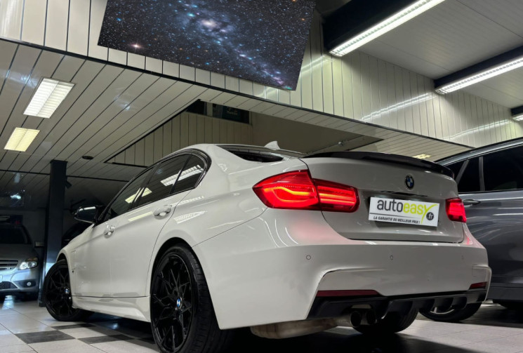 BMW Série 3 330e 2.0 ESSENCE/HYBRIDE M SPORT PACK PERFORMANCE 252 CV