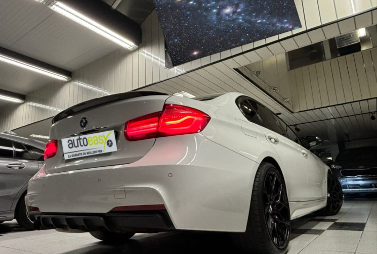 BMW Série 3 330e 2.0 ESSENCE/HYBRIDE M SPORT PACK PERFORMANCE 252 CV
